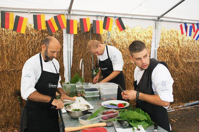 Thomas Merkle (l.), Sternekoch aus End...Award auf der dnischen Insel Lolland.  | Foto: Michael Gleichauf