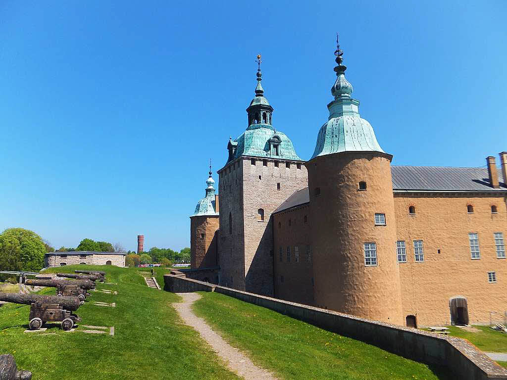 Whrend eines Mnner-Camps in Schweden:  Schloss in Kalmar