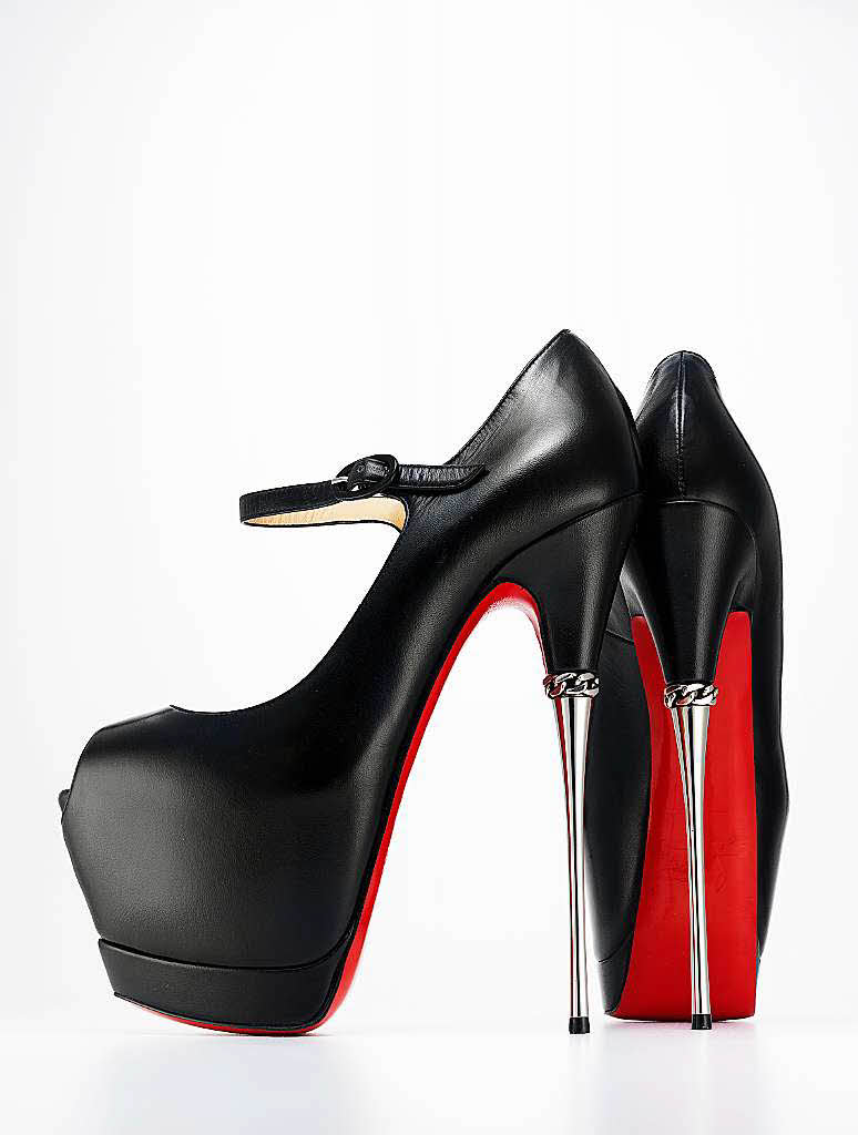 Diese Schuhe mit dem Namen „Printz“ hat Christian Louboutin entworfen.