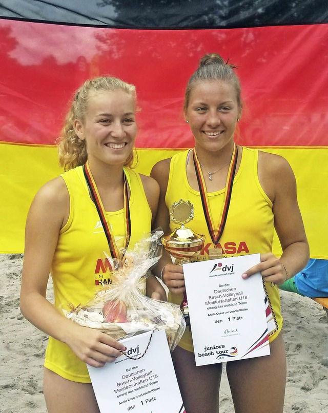 Das Sieger-Duo: Annie Cesar (links) vo...rtnerin Leonie  Klinke aus Heidelberg.  | Foto: Privat