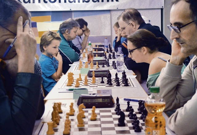 An den Brettern wird geschwiegen: Eind...m Schach-Open im Rathaus Rheinfelden.   | Foto: Hanna-Katharina Nottbrock