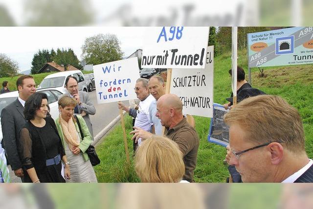 Plakate empfangen Staatssekretrin