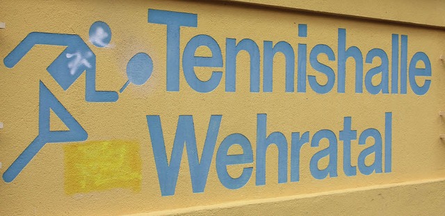 Wieder in festen Hnden: die Tennishalle in Wehr   | Foto: Jrn Kerckhoff