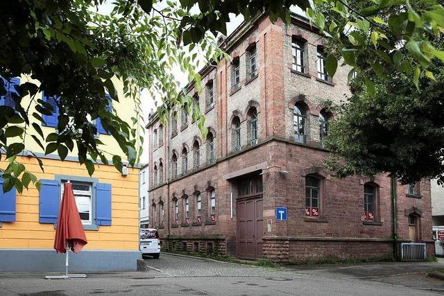 rger fr das Stadtprojekt in der Lahrer Tonofenfabrik