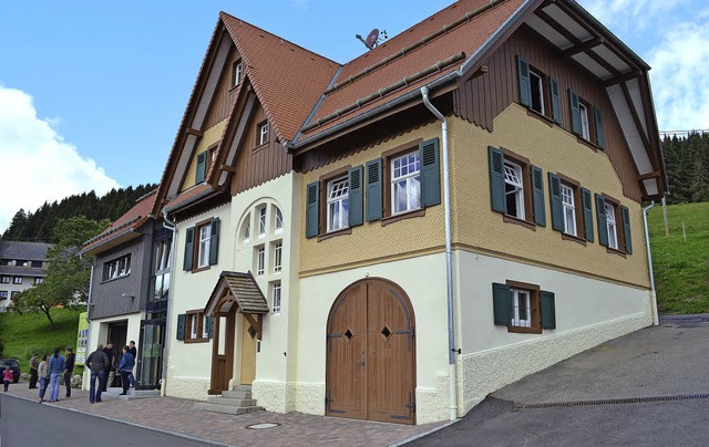 <Text>Das Brgerhaus in Raitenbuch,   ... Sonntag  in Betrieb genommen. </Text>  | Foto: l. Schilling