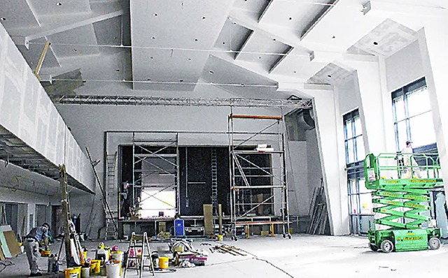 Die Sanierung der Stadthalle in Brunl...nun  geschtzt sieben Millionen Euro.   | Foto: maier