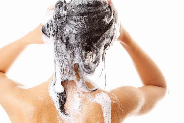 Warum im Haarshampoo Hormone stecken können