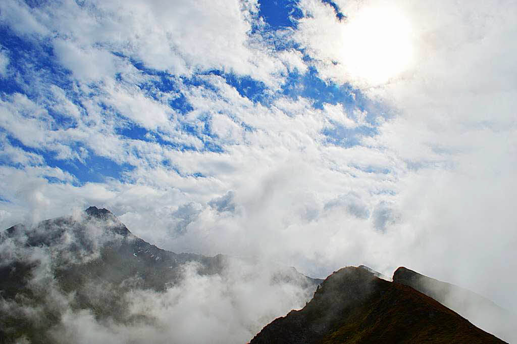 Wolkenspiel am Filzkogel bei Mayrhofen im Zillertal (Österreich) Wolkenspiel am Filzkogel bei Mayrhofen im Zillertal (Österreich)