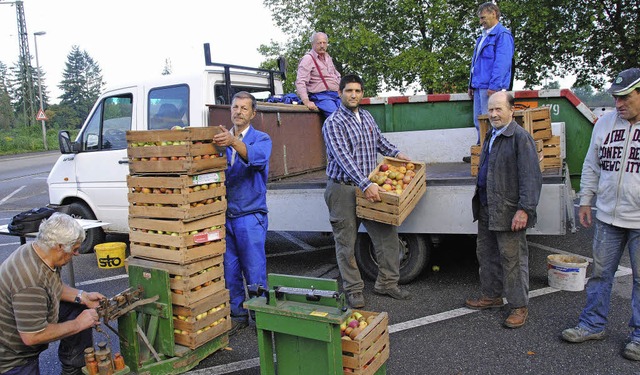 In diesem Jahr fiel die Apfelernte auf...beitskreises einige Zentner zusammen.   | Foto: Norbert Sedlak