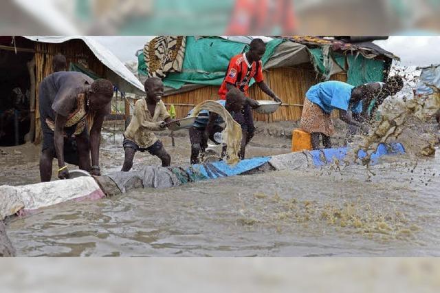 berschwemmungen und ein Brgerkrieg um l - eine Millionen Menschen betroffen