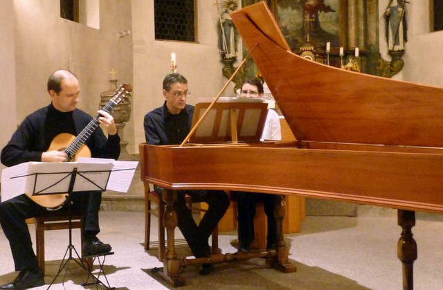 In der Bombacher Dorfkirche spielten M...angold (links) und Kristian  Nyquist.   | Foto: Helmut Reiner