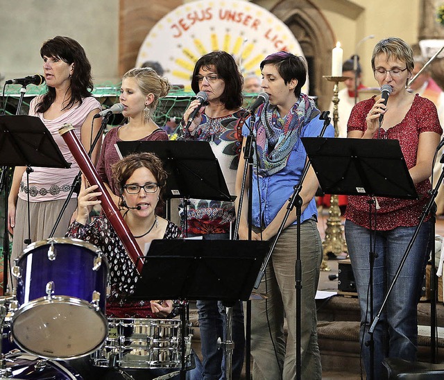 Besondere Musik gab es im Gottesdienst zum Jubilum.   | Foto: ch. breithaupt