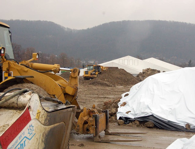 Ein Bild vom Mrz 2009, als die Hirschackergrube saniert wurde.   | Foto: Ralf H. Dorweiler