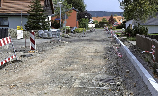 Die Kreisstrae in Richtung Signau bleibt auch weiterhin gesperrt.  | Foto: Wilfried Dieckmann