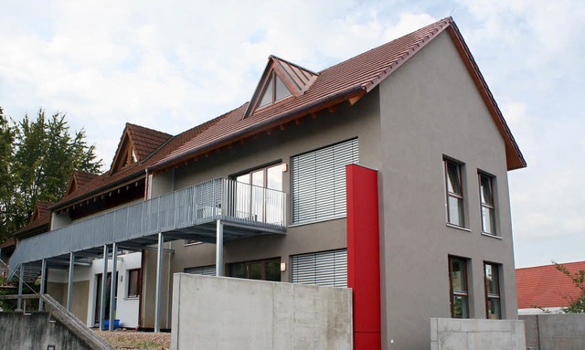 Der Erweiterungsbau schliet nahtlos an den bestehenden Kindergarten an.   | Foto: Cremer