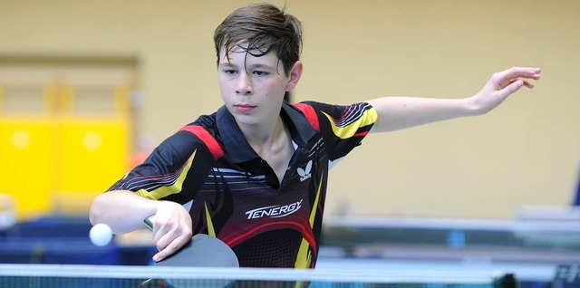 Erstmals an Position vier im Oberligateam des ESV Weil: der 14-jhrige Tom Eise   | Foto: Meinrad Schn