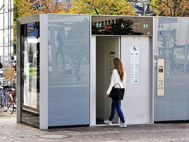 Die futuristische Toilettenanlage am R...ie in Vauban ein neues Zuhause finden.  | Foto: Thomas Kunz