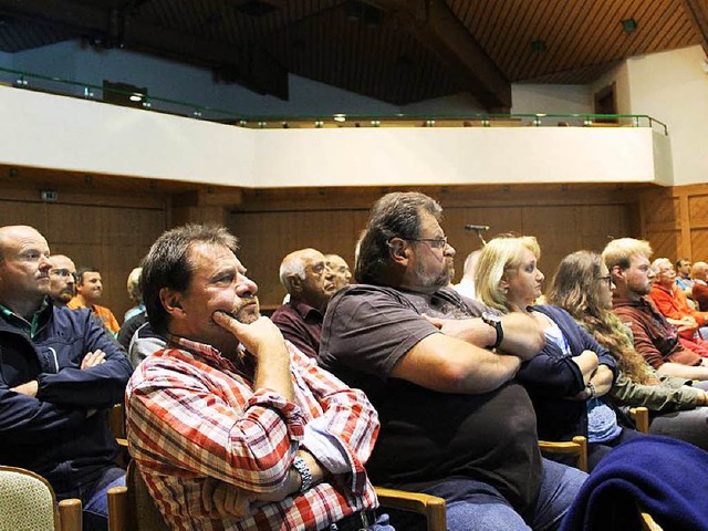 Gro war das Interesse in Schluchsee a... Sanierungsgebiet Ortsmitte-Sgacker.   | Foto: Luisa Denz