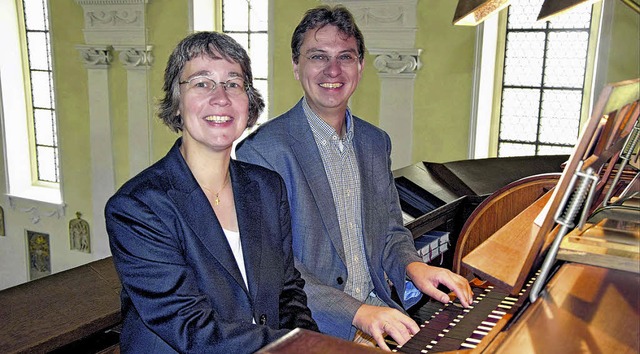Anne Roosmann und Oliver Schwarz-Roosm...olischen Kirchengemeinde in Waldshut.   | Foto: Martin