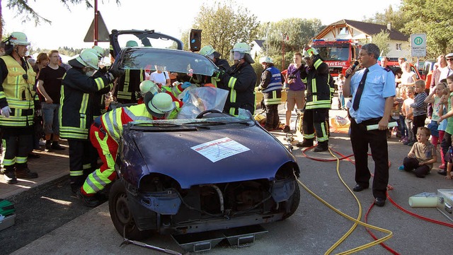 Die zweite bung umfasste ein Verkehrs...de dies von Daniel Schmidt (rechts).    | Foto: melanie dramac