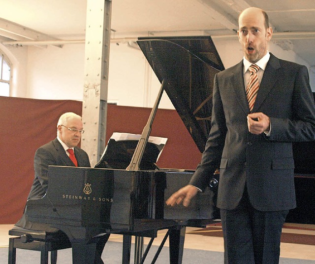 Bassbariton Horst Lamnek und Pianist T...Eichendorff im Krafft-Areal in Fahrnau  | Foto: Karin Stckl-Steinebrunner