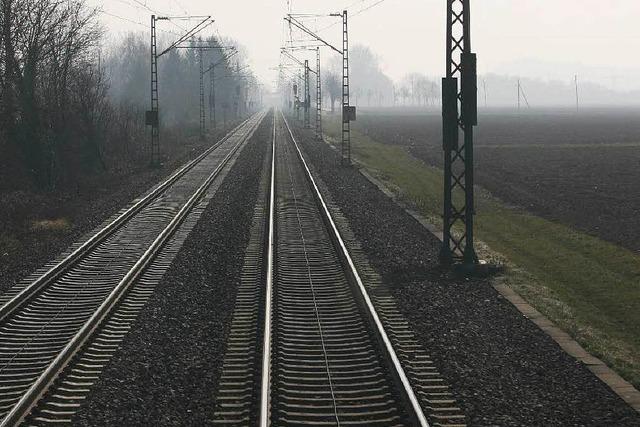 Sanierte Rheintalstrecke: Defekt legt Zugverkehr lahm