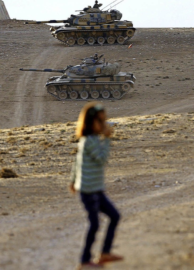 Trkische Panzer an der Grenze zu Syrien   | Foto: dpa