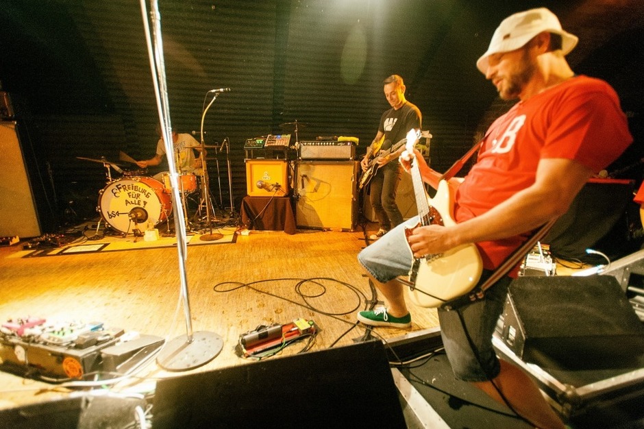 Die Beatsteaks im Jazzhaus Freiburg. (Foto: Kosten prüfen...) Die Beatsteaks im Jazzhaus Freiburg. (Foto: Kosten prüfen...)