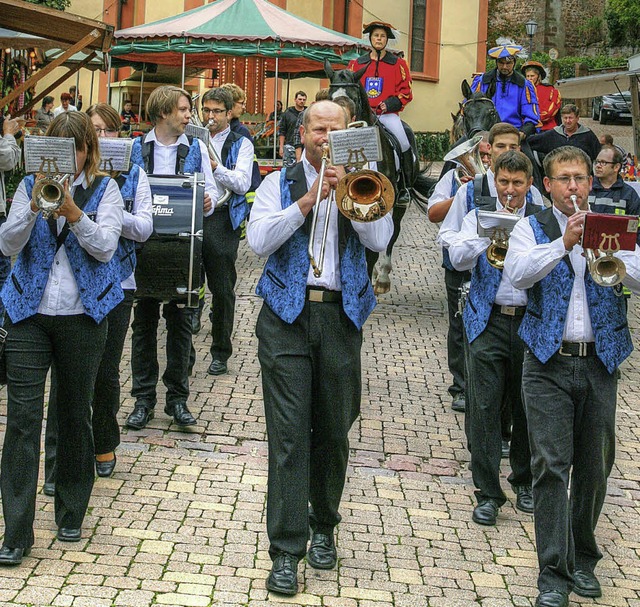 Mit Marschmusik wurde auch  im vergang...r  das Mahlberger Stadtfest erffnet.   | Foto: dec