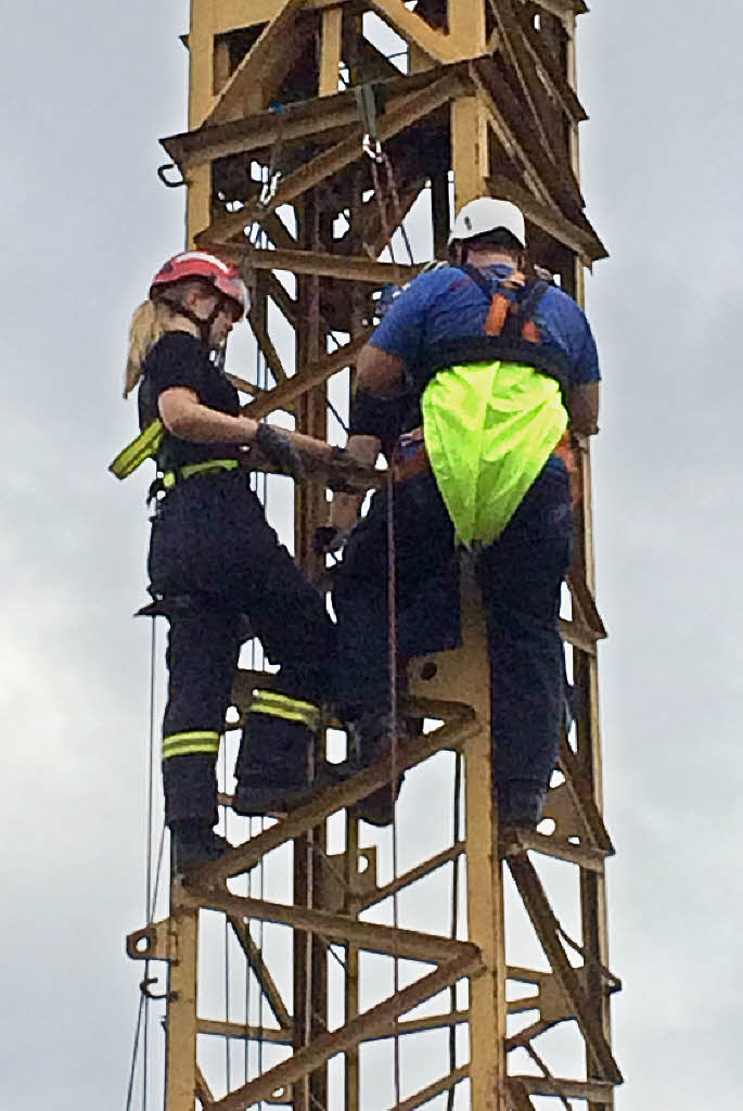 Rettung aus großen Höhen und Tiefen - Rheinhausen - Badische Zeitung