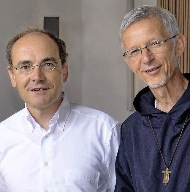 Pfarrer Schrempp (links) und Pater Bretzinger   | Foto: M. Weber-Kroker