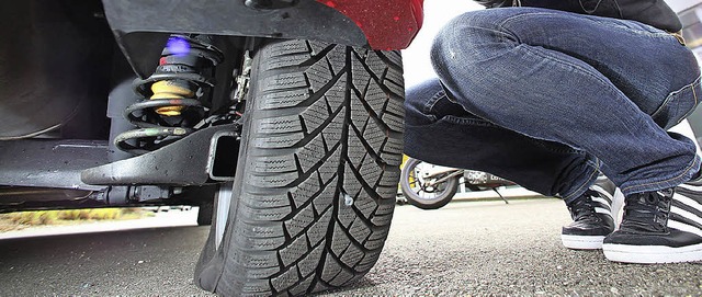 Nur keine Panik: Ist der Reifen platt,...igener Kraft vor Ort behoben werden.    | Foto: ACE