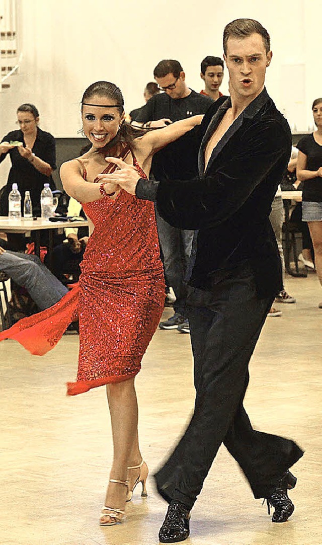 Das Tanzpaar Florian Siegwolf und Janina Wangler    | Foto: privat