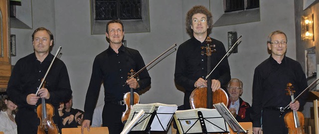 Tilman Bning, Stefan Arzberger, Matth...r (von links) in der Grenzacher Kirche  | Foto: Sarah Nltner