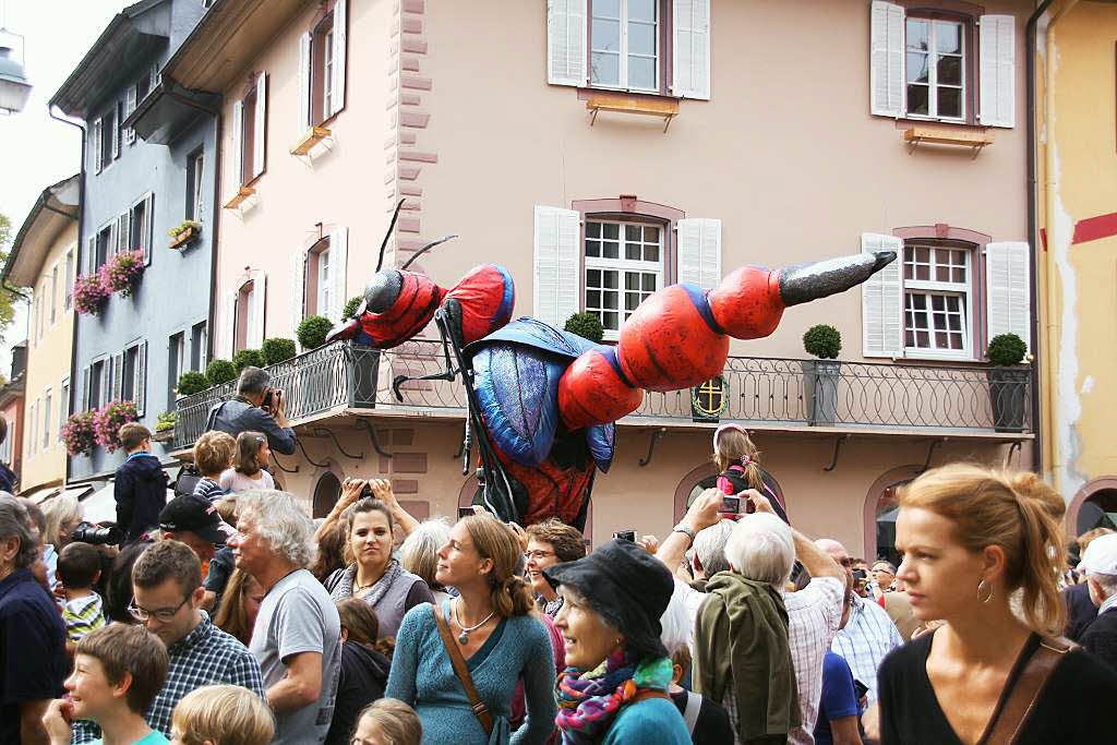 Zauberhafte Fabelwesen und riesige Ameisen hatten sich bei "Fabelhaftes Staufen" auch dieses Jahr wieder unters Volk gemischt.