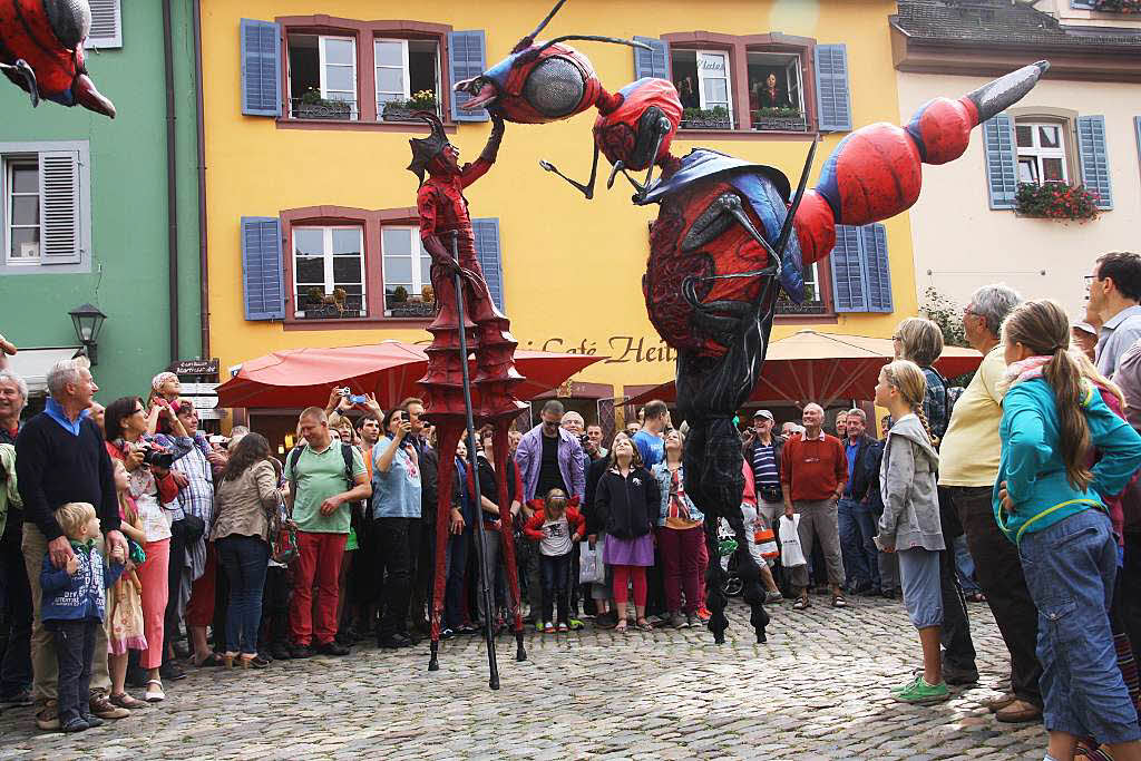 Zauberhafte Fabelwesen und riesige Ameisen hatten sich bei "Fabelhaftes Staufen" auch dieses Jahr wieder unters Volk gemischt.