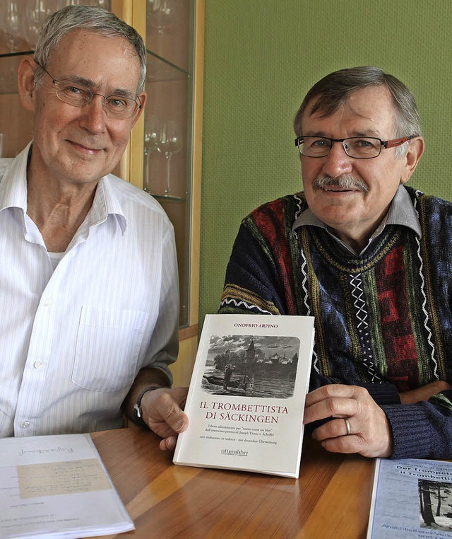 Sie freuen sich auf die szenische Lesu...inks): Michael Schke und Walter Wolf   | Foto: Frank linke
