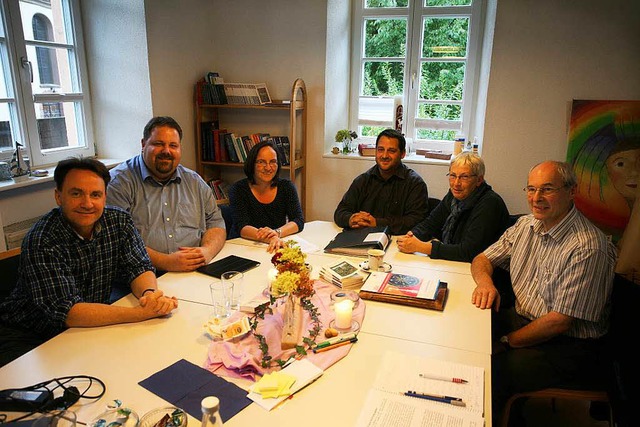 Das Selbstbewertungsteam (von links): ...hlt Martina Huck vom Pfarrgemeinderat.  | Foto: Bastian Henning