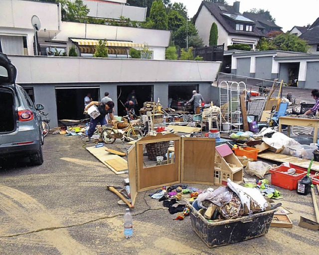 Wenn es schttet, erwischt es die Garagen der Terrassenhuser am Wannenweg.  | Foto: Privat