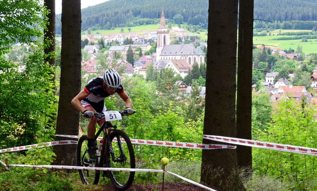 Kraftakt im Bergwald mit freier Sicht ...Bundesliga-Rennen zum Favoritenkreis.   | Foto: bachmann