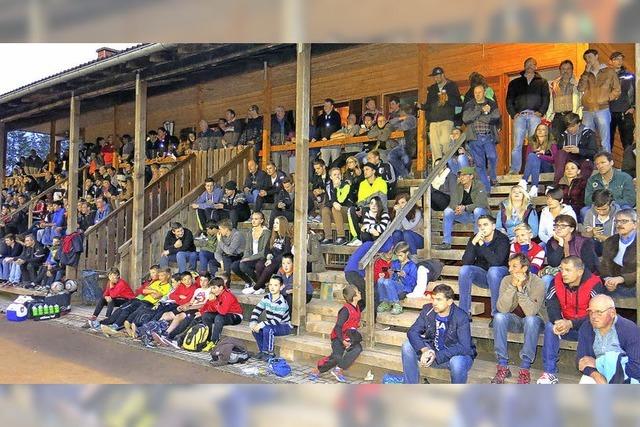 Rekordkulisse im Waldstadion