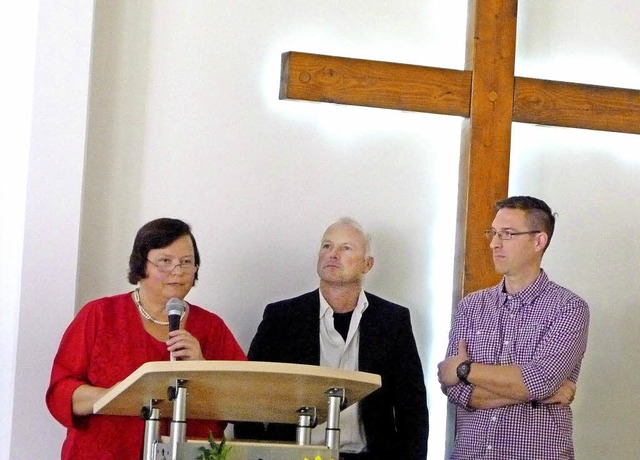 Mit einem Festgottesdienst und einem T...keiten im Mittlerfeld in Breisach ein.  | Foto: christine weirich