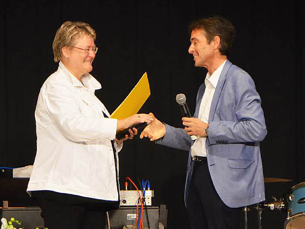 Birgit Barth (Rektorin Gertrud-Luckner-Realschule) und Hans Peter Brugger (Leiter Schillerschule)