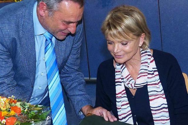 Uschi Glas kommt berraschend zum Weinfest Diersburg