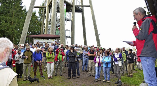 Kundgebung auf dem Hnersedel: 250 Wan...ion kamen auf den Freimter Hausberg.   | Foto: Dieter Erggelet