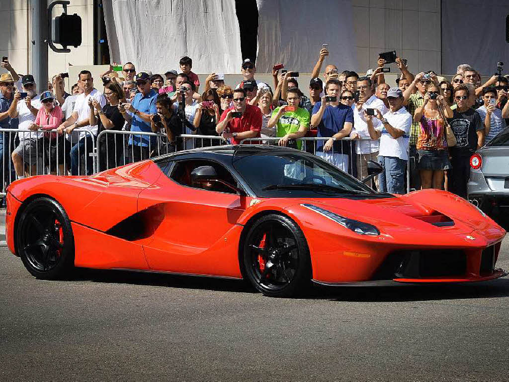 60 Jahre Ferrari in den USA. 60 Jahre Ferrari in den USA.