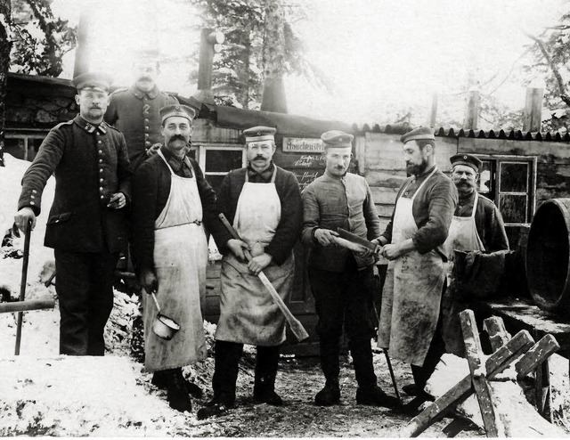 Auf vielen Fotos und Postkarten ist di...Weltkriegs zu sehen statt dem Grauen.   | Foto: Sammlung Uwe Schellinger