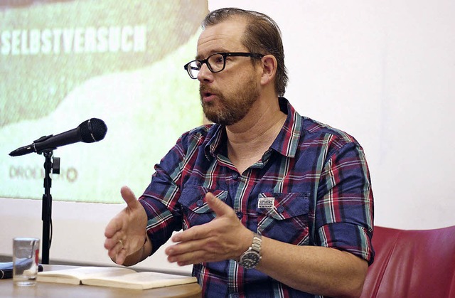 Gregor Weber in der Stadtbibliothek.   | Foto: Antje Gessner