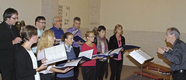 Viel Beifall erhielt der Kenzinger Chor Tonart beim jngsten Kirchenkonzert.  | Foto: Michael haberer