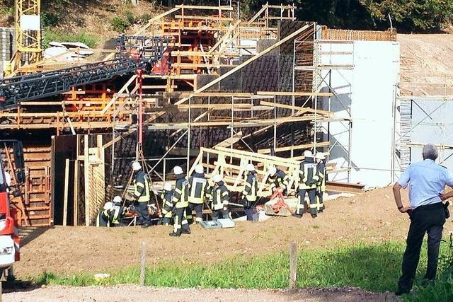 Schwerer Unfall beim Polderbau in Ettenheim